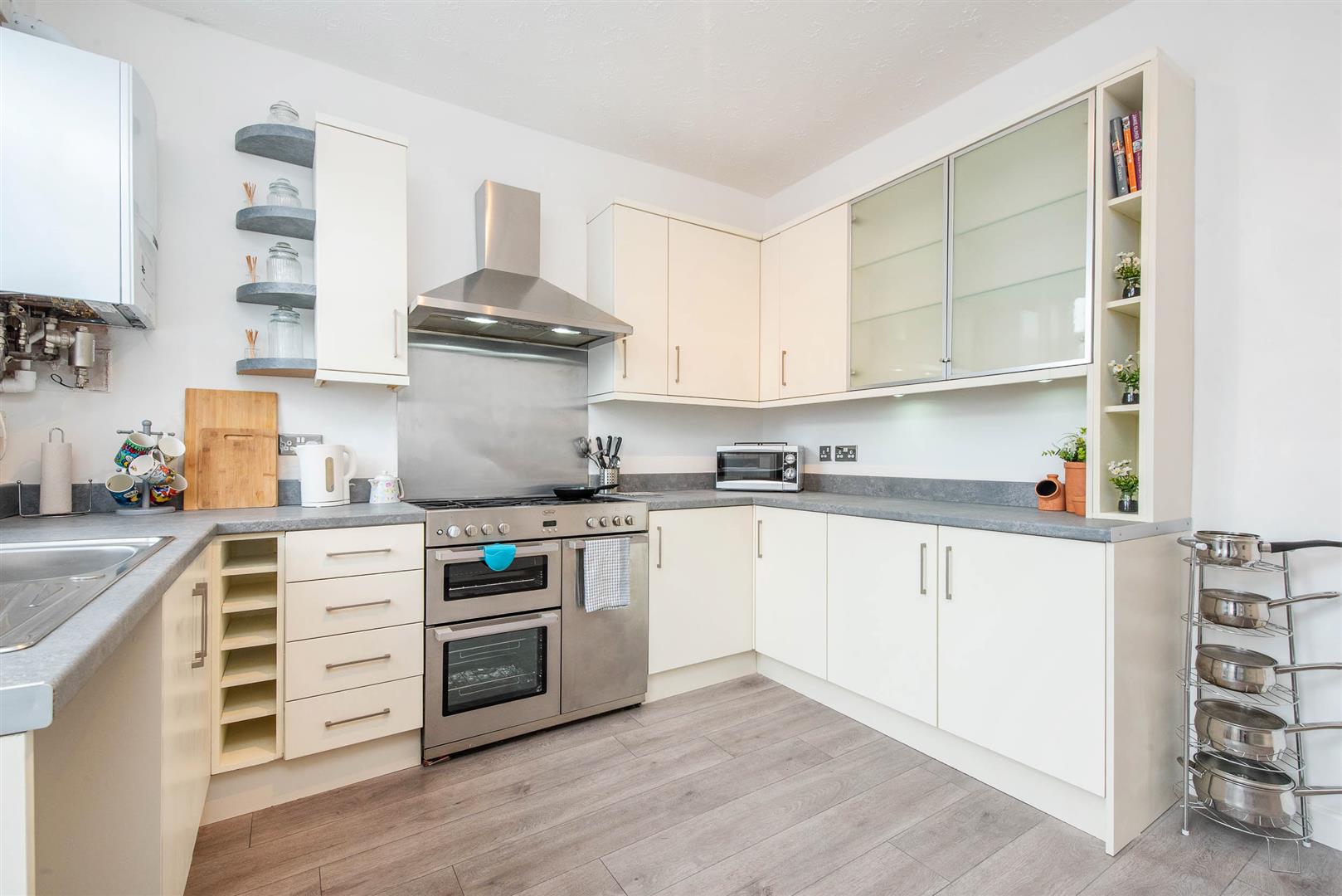 2 bed property in Pall Mall, Chorley